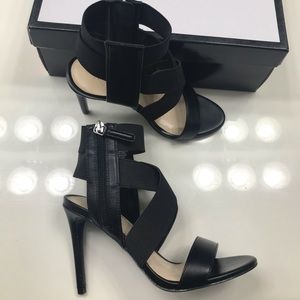 Never been worn black Nine West heels!